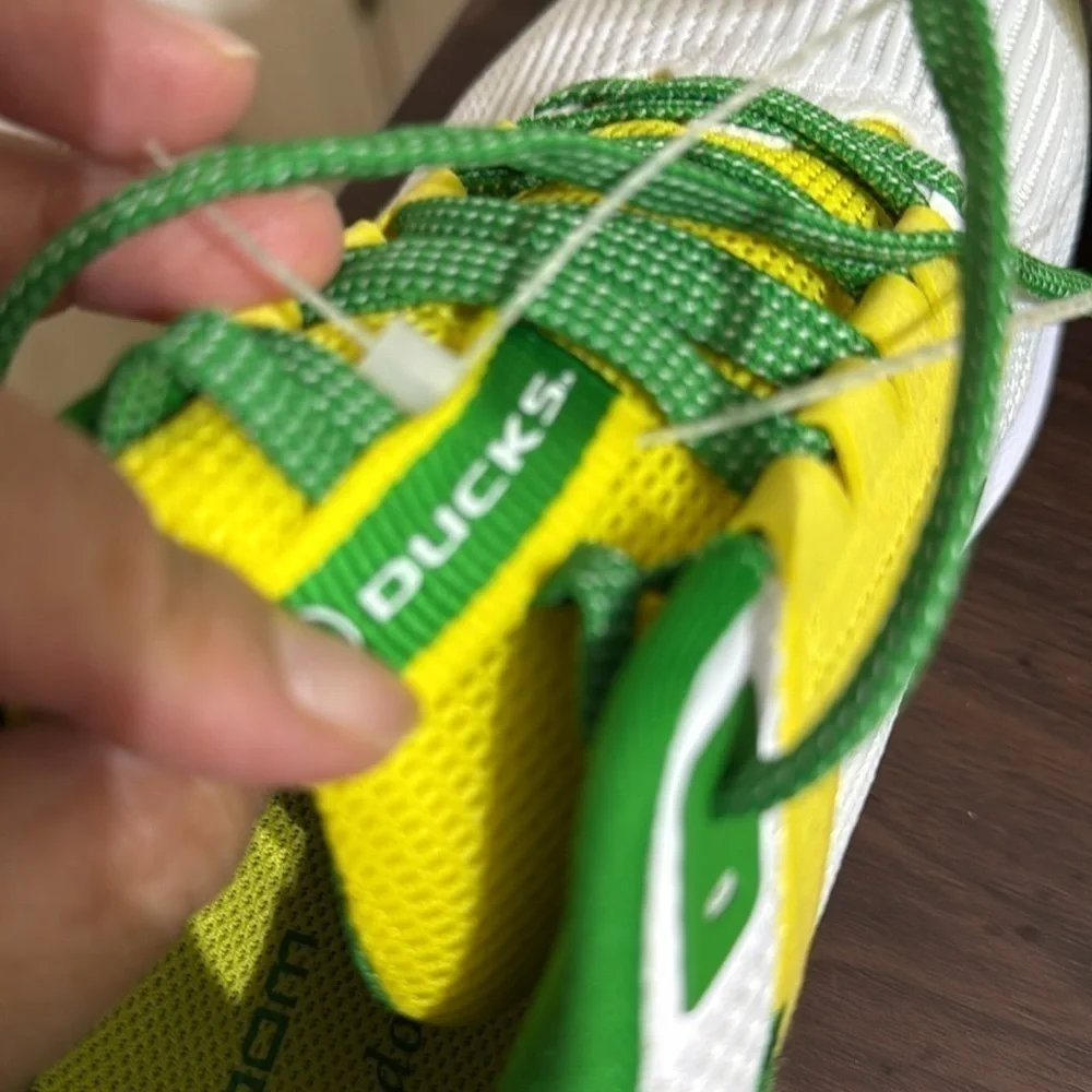 Nike Pegasus 40 Oregon Ducks- Brand New No Box - Picture 5 of 6